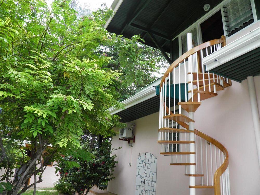 Diguoise Guest House ลาดิก ภายนอก รูปภาพ