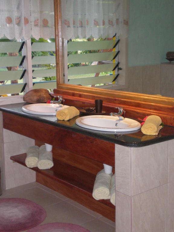 Diguoise Guest House ลาดิก ห้อง รูปภาพ